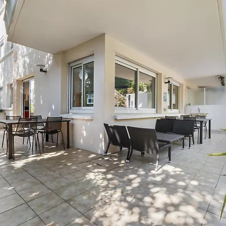 329 Le Florida Apartment *